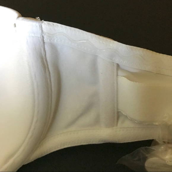 NWOT Maidenform Bodymates no slip convertible bra - Picture 6 of 7